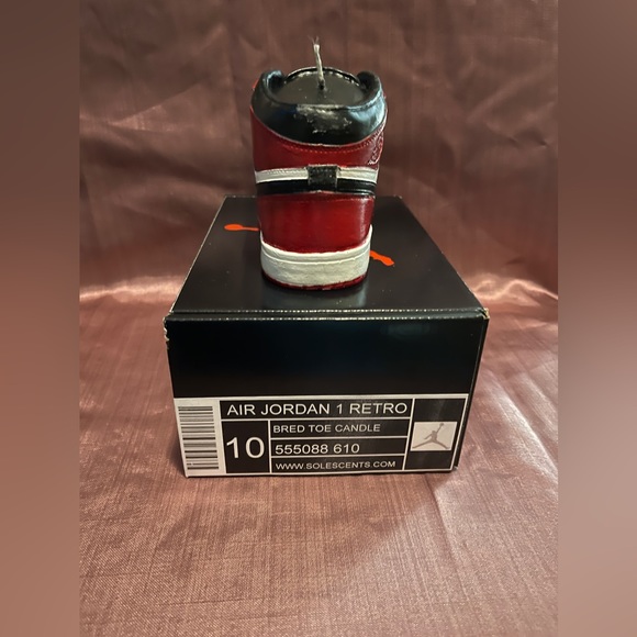New AIR JORDAN 1 RETRO BRED TOE CANDLE - Picture 2 of 4
